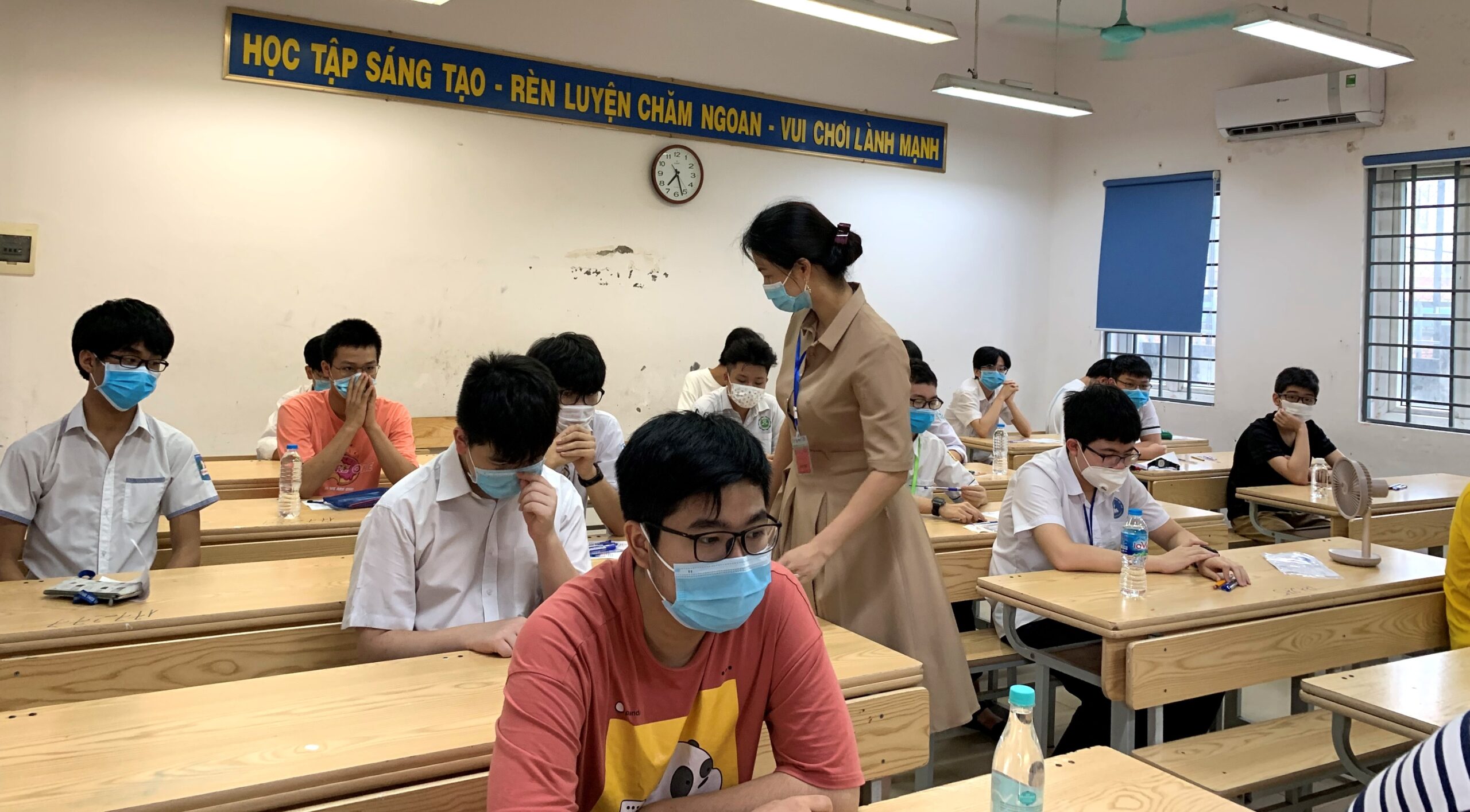 Thi vào 10 năm 2025: Tỉnh đầu tiên công bố phương án thi vào 10 chương trình mới