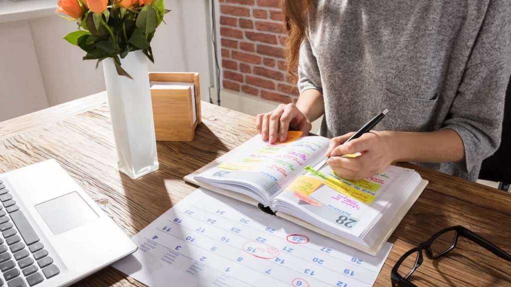 Làm thế nào để tránh lãng phí thời gian khi học tập tại nhà?