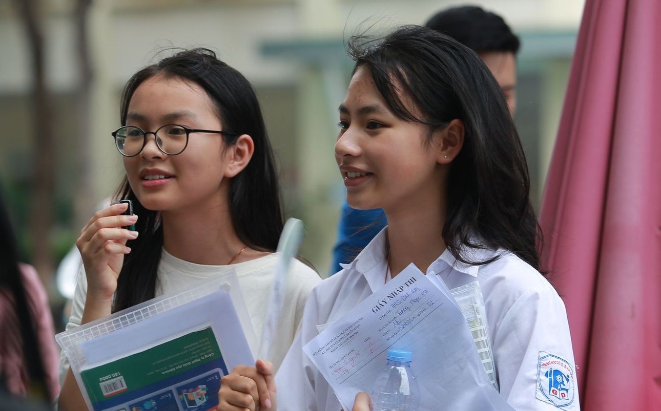 Chọn trường THPT cho con vào lớp 10: Những điều phụ huynh cần lưu ý